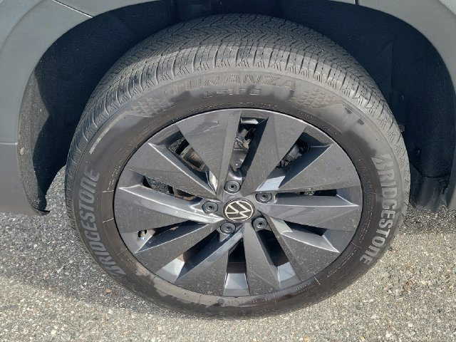 Certified 2023 Volkswagen Taos S FWD image 5