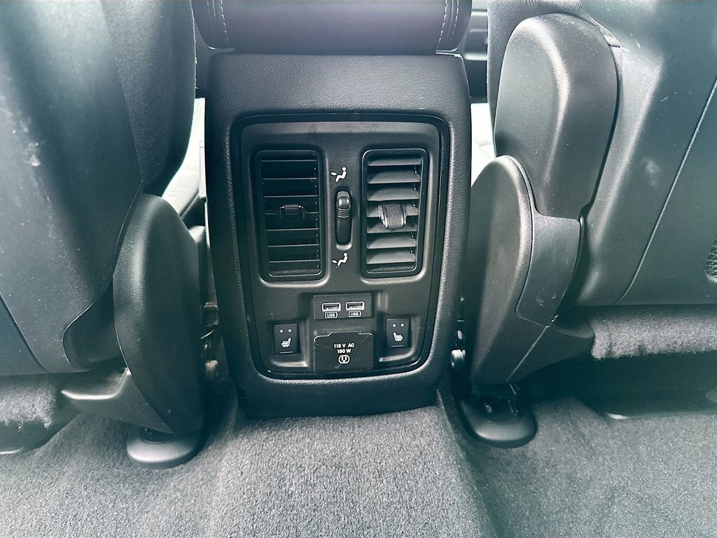 Used 2022 Dodge Durango GT image 31