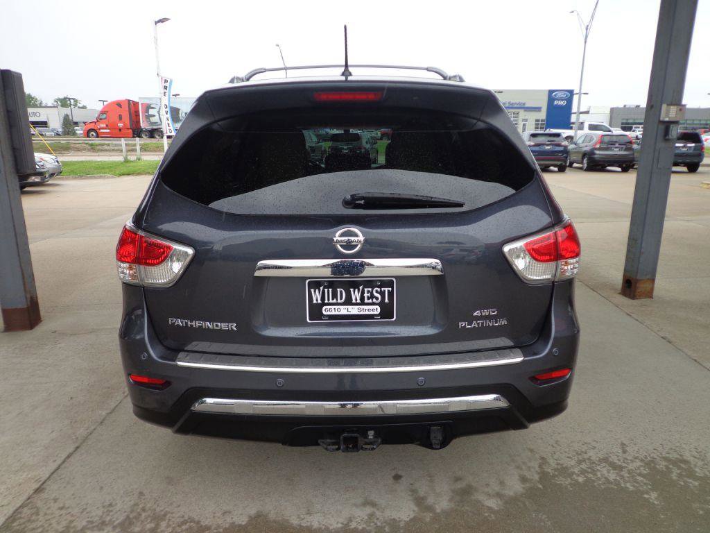 Used 2014 Nissan Pathfinder Platinum image 5
