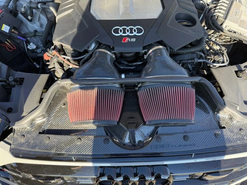 Used 2021 Audi RS 6 Avant Wagon 4D w/ Black Optic Package image 39