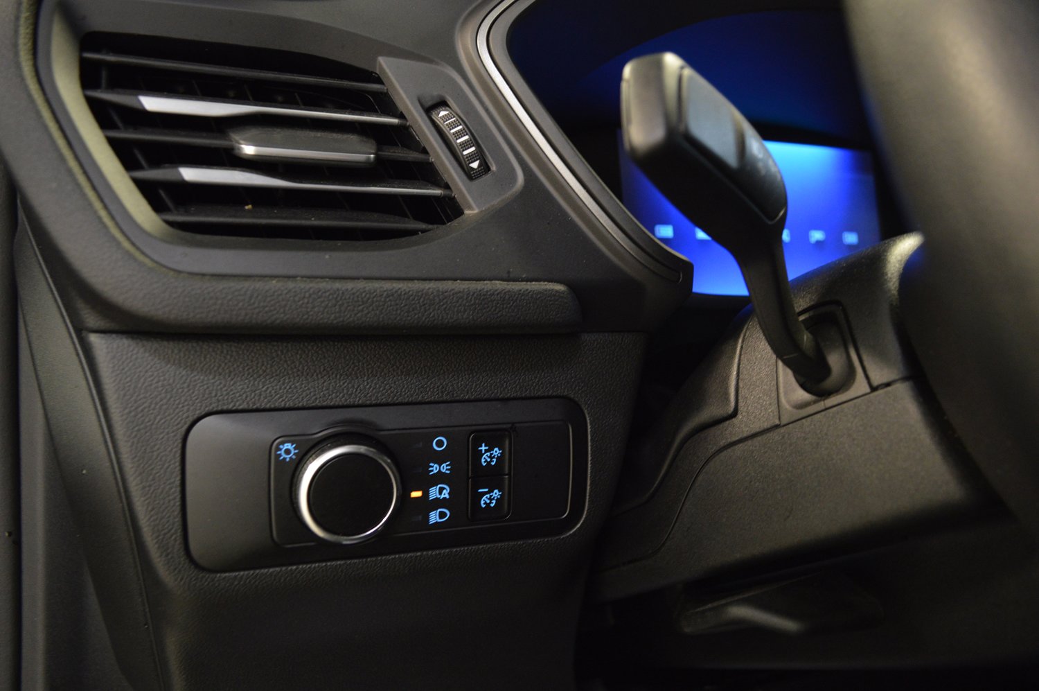 Used 2025 Ford Escape Active FWD image 16
