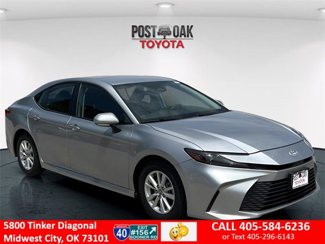Used 2025 Toyota Camry SE