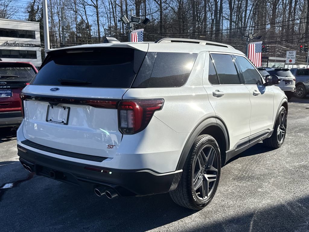 Used 2026 Ford Explorer ST w/ Sun And Sound Package image 4