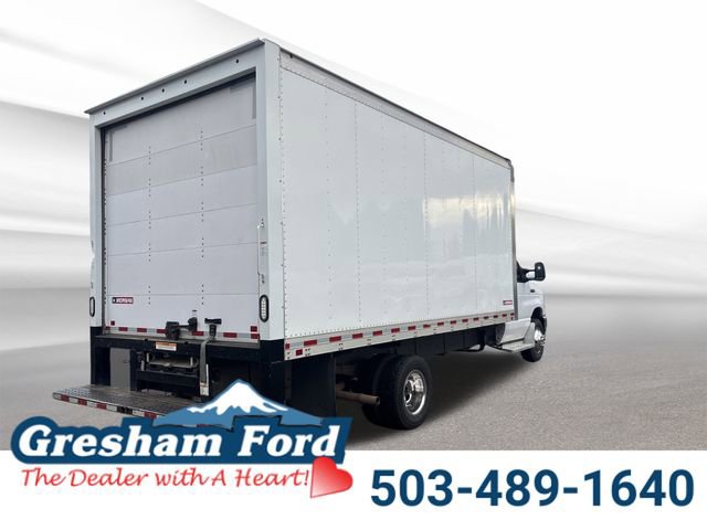 Used 2019 Ford E-450 and Econoline 450 Super Duty w/ Power Windows & Locks Group image 7