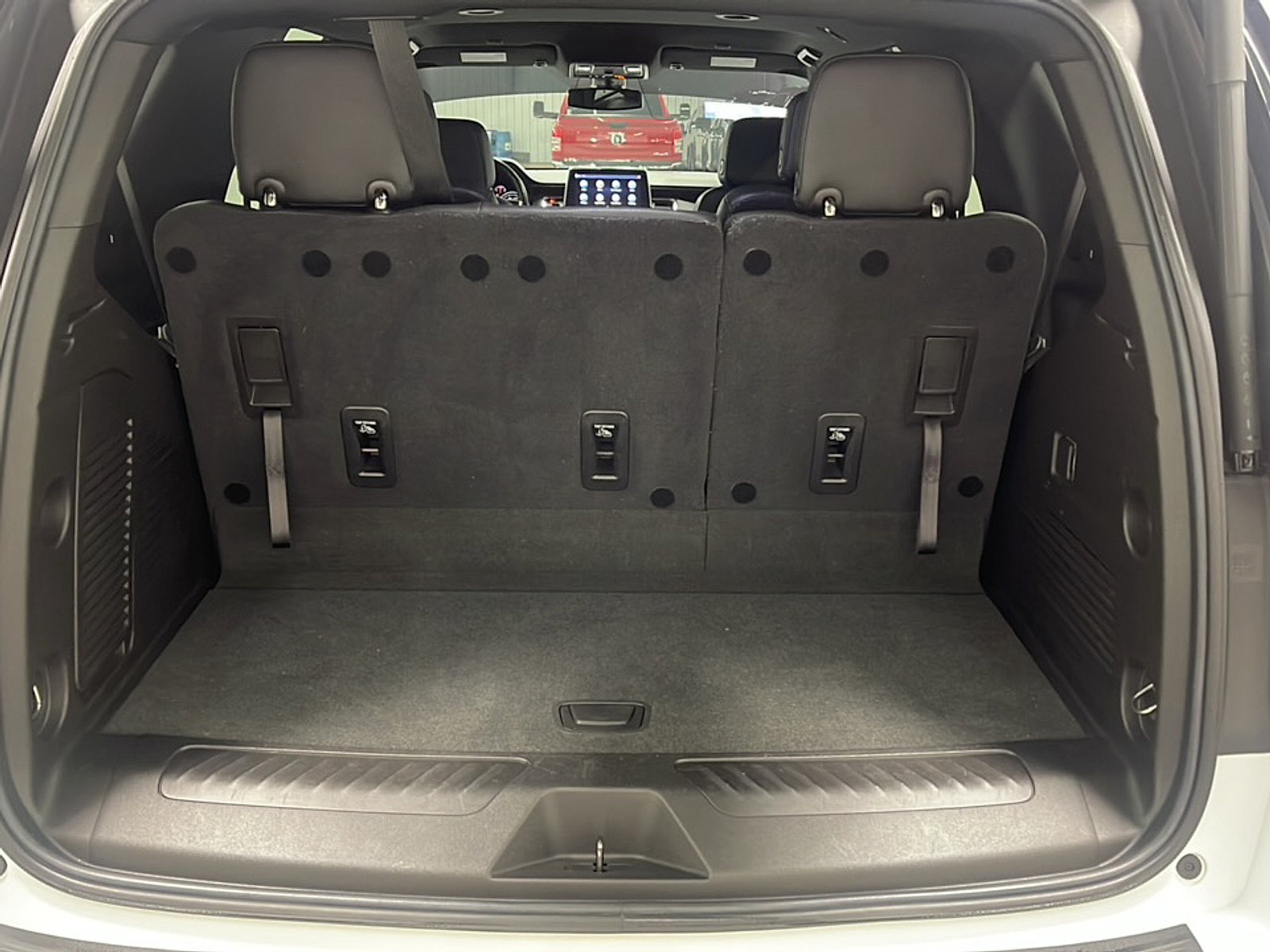 Used 2021 Chevrolet Tahoe LT AWD/4WD image 17