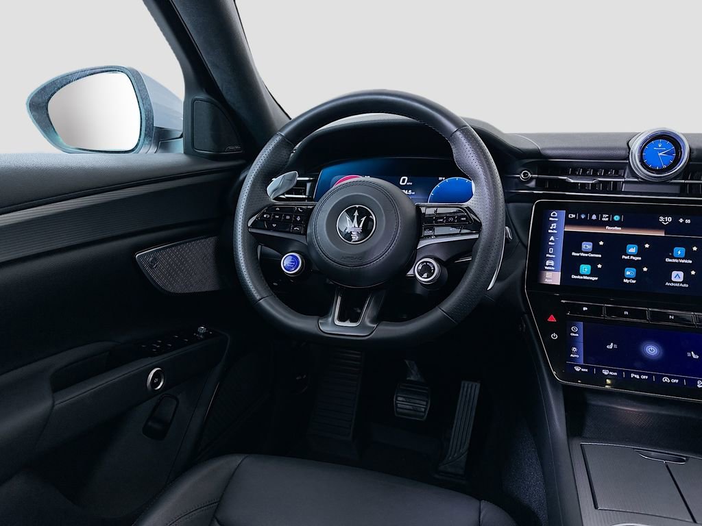 Used 2024 Maserati Grecale GT image 25