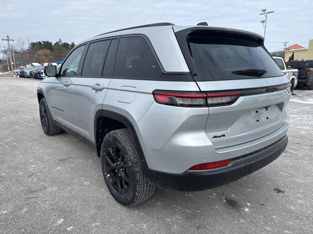 New 2026 Jeep Grand Cherokee Altitude image 3