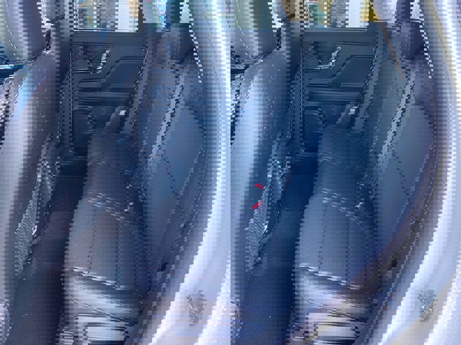 Used 2025 Lincoln Corsair Reserve image 22