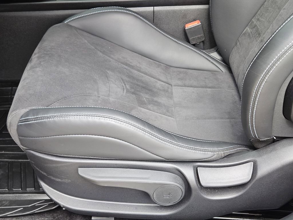 Used 2026 Hyundai Elantra N FWD image 29