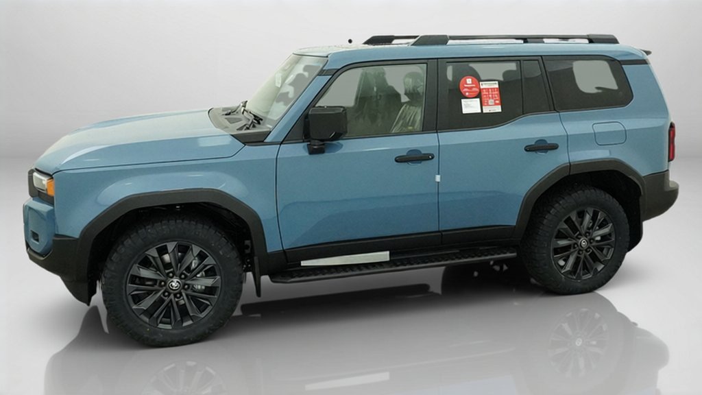 New 2027 Toyota Land Cruiser w/ Premium Package AWD/4WD image 5
