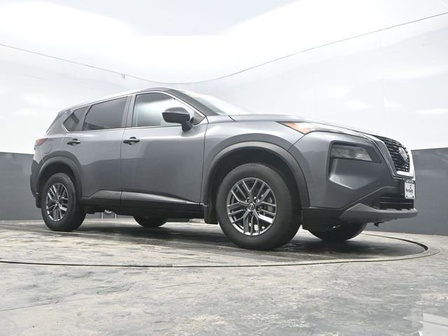Used 2023 Nissan Rogue S image 30
