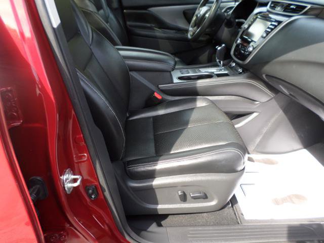 Used 2020 Nissan Murano SL w/ Moonroof Package image 2