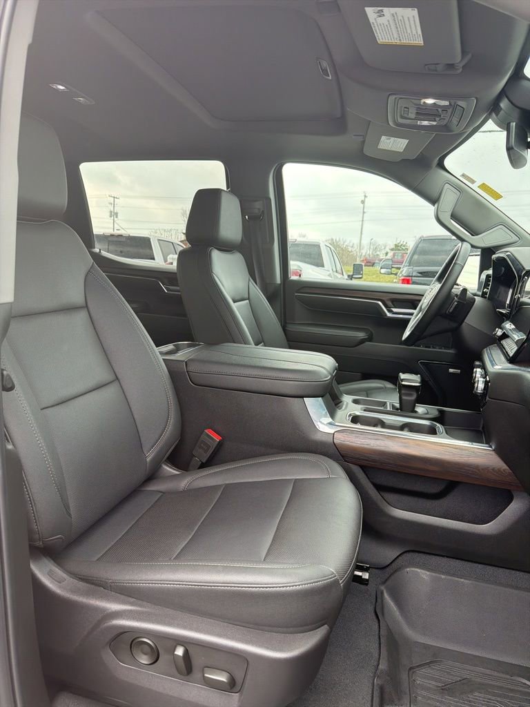 Used 2024 GMC Sierra 1500 SLT w/ SLT Premium Plus Package image 20