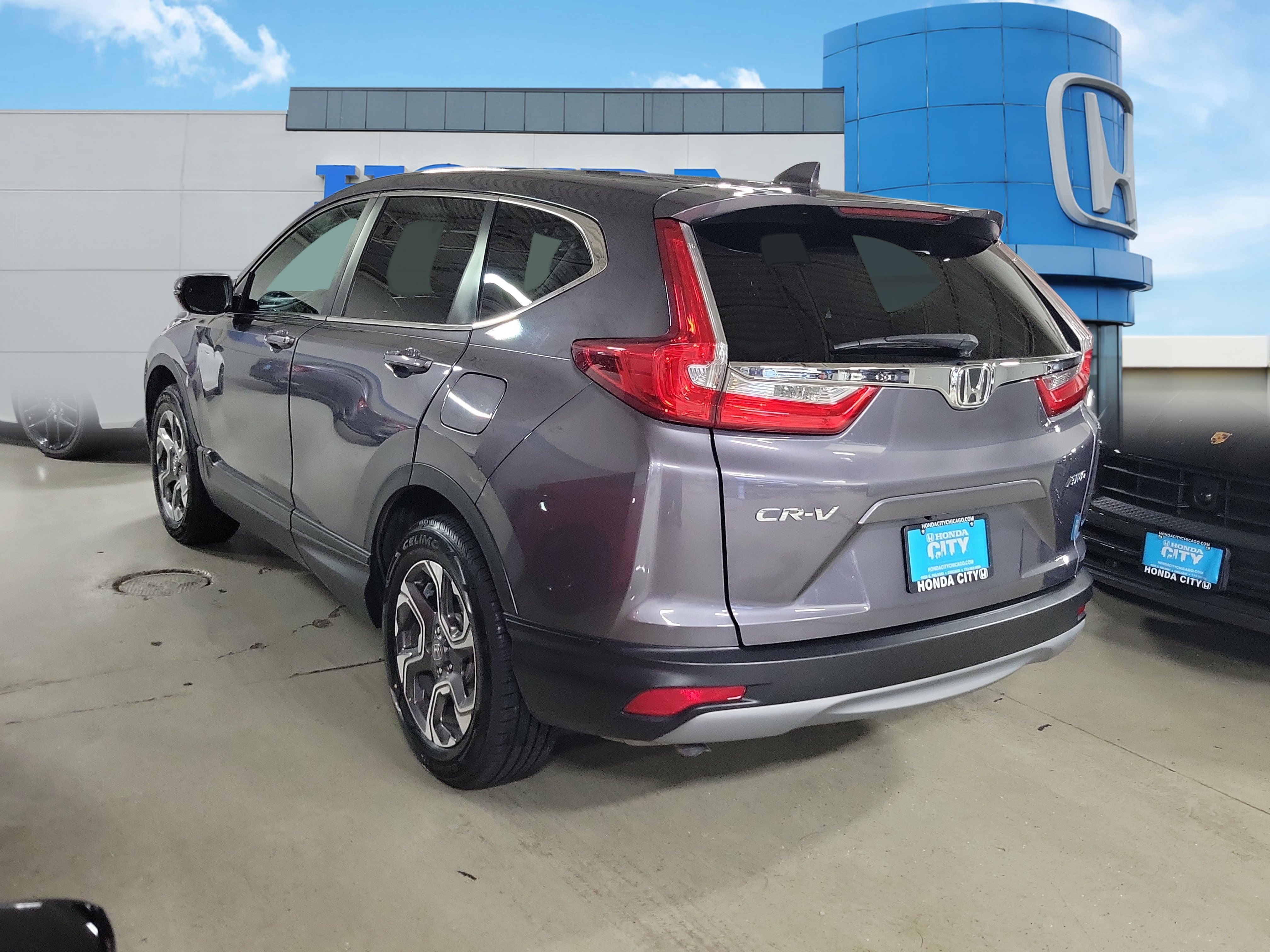 Used 2018 Honda CR-V EX image 4