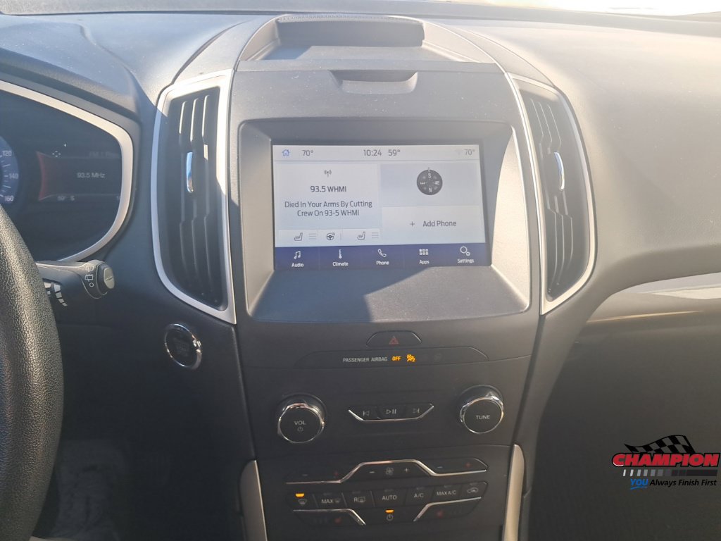 Used 2020 Ford Edge SEL w/ Cold Weather Package AWD/4WD image 29