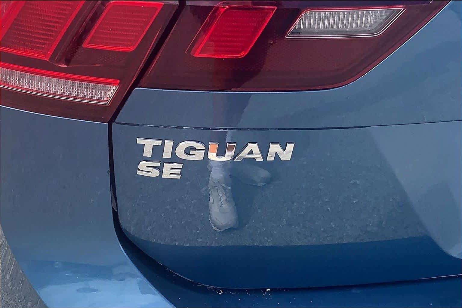 Used 2019 Volkswagen Tiguan SE w/ Panoramic Sunroof Package FWD image 31
