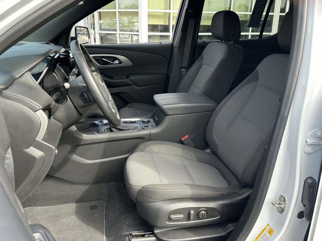 Used 2023 Chevrolet Traverse LT image 12