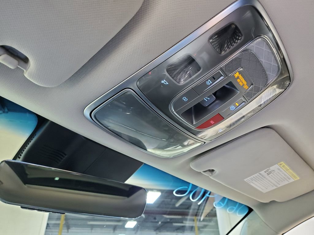 Used 2022 Genesis GV70 2.5T w/ Select Package image 37