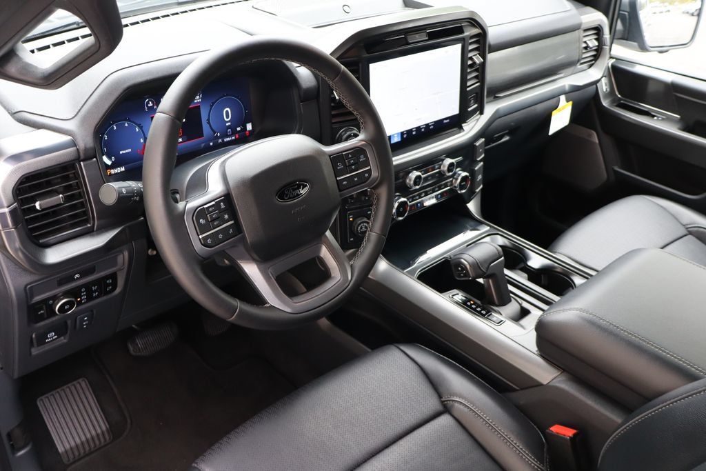Used 2025 Ford F150 Lariat AWD/4WD image 4