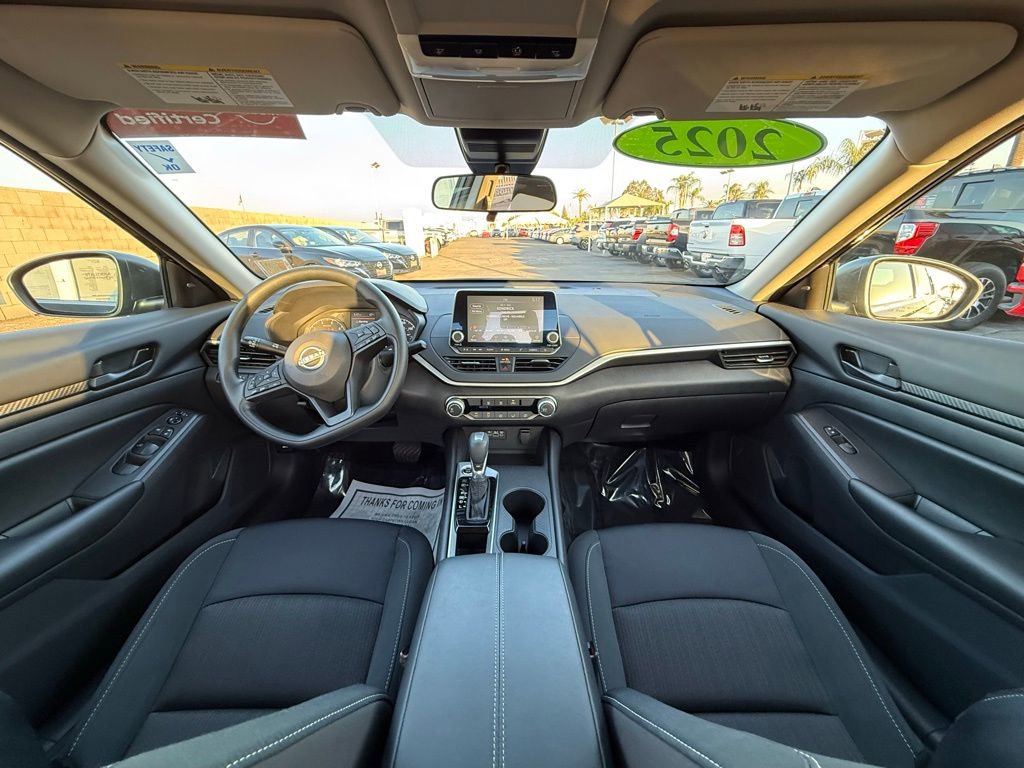 Certified 2025 Nissan Altima 2.5 S image 13
