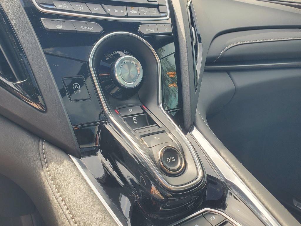 Used 2025 Acura RDX SH-AWD image 32
