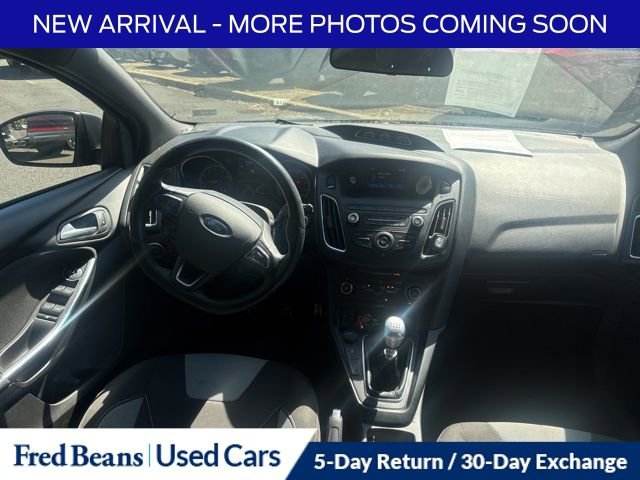 Used 2018 Ford Focus ST FWD image 11
