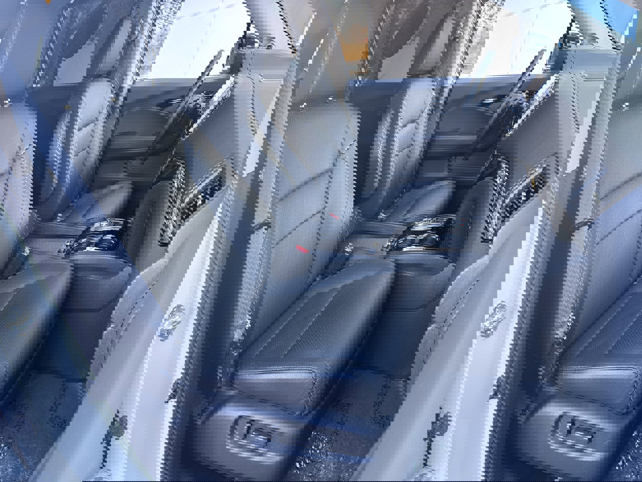 Used 2021 Honda Pilot Elite image 18