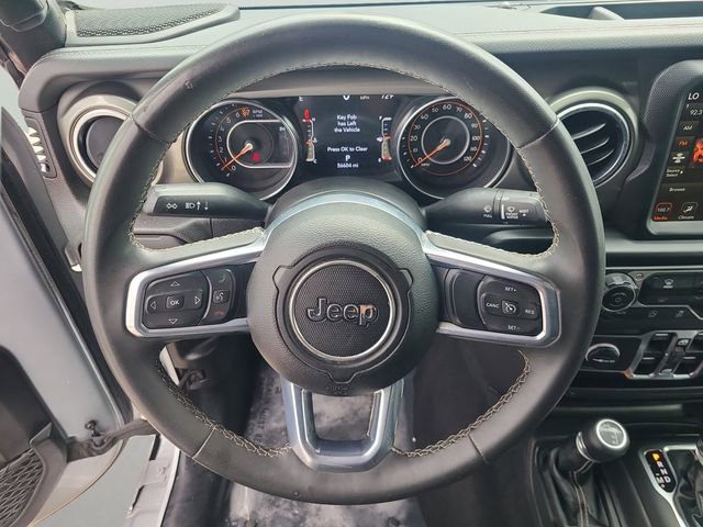 Used 2023 Jeep Gladiator Overland AWD/4WD image 18