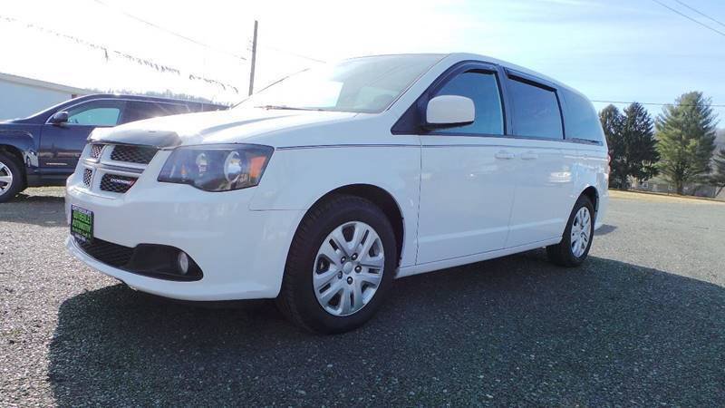 Used 2018 Dodge Grand Caravan GT FWD image 2