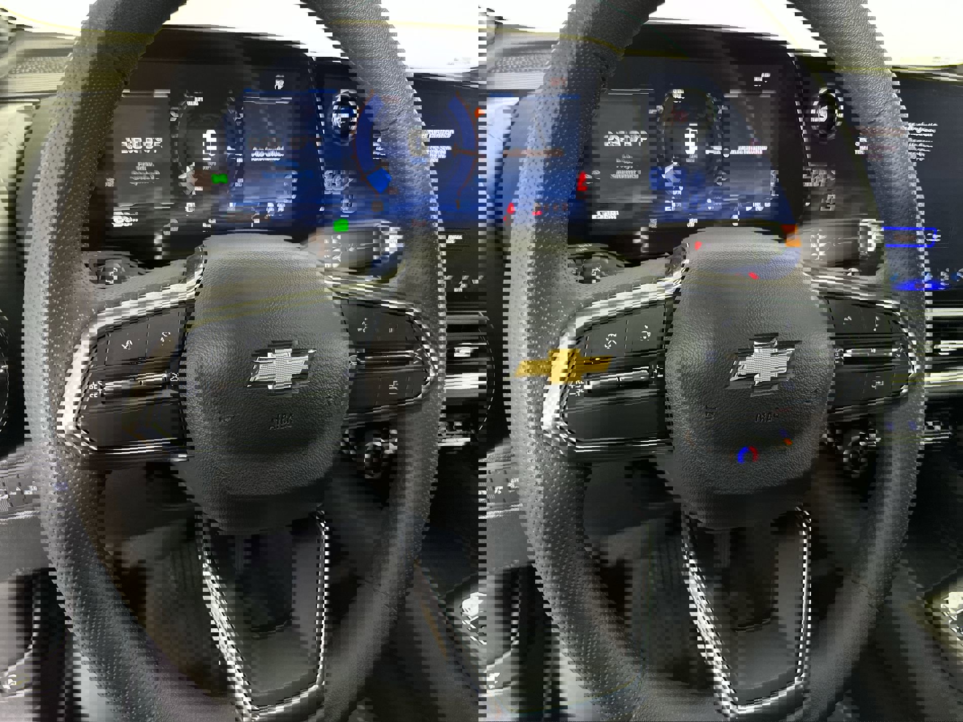 New 2026 Chevrolet Equinox EV LT image 45