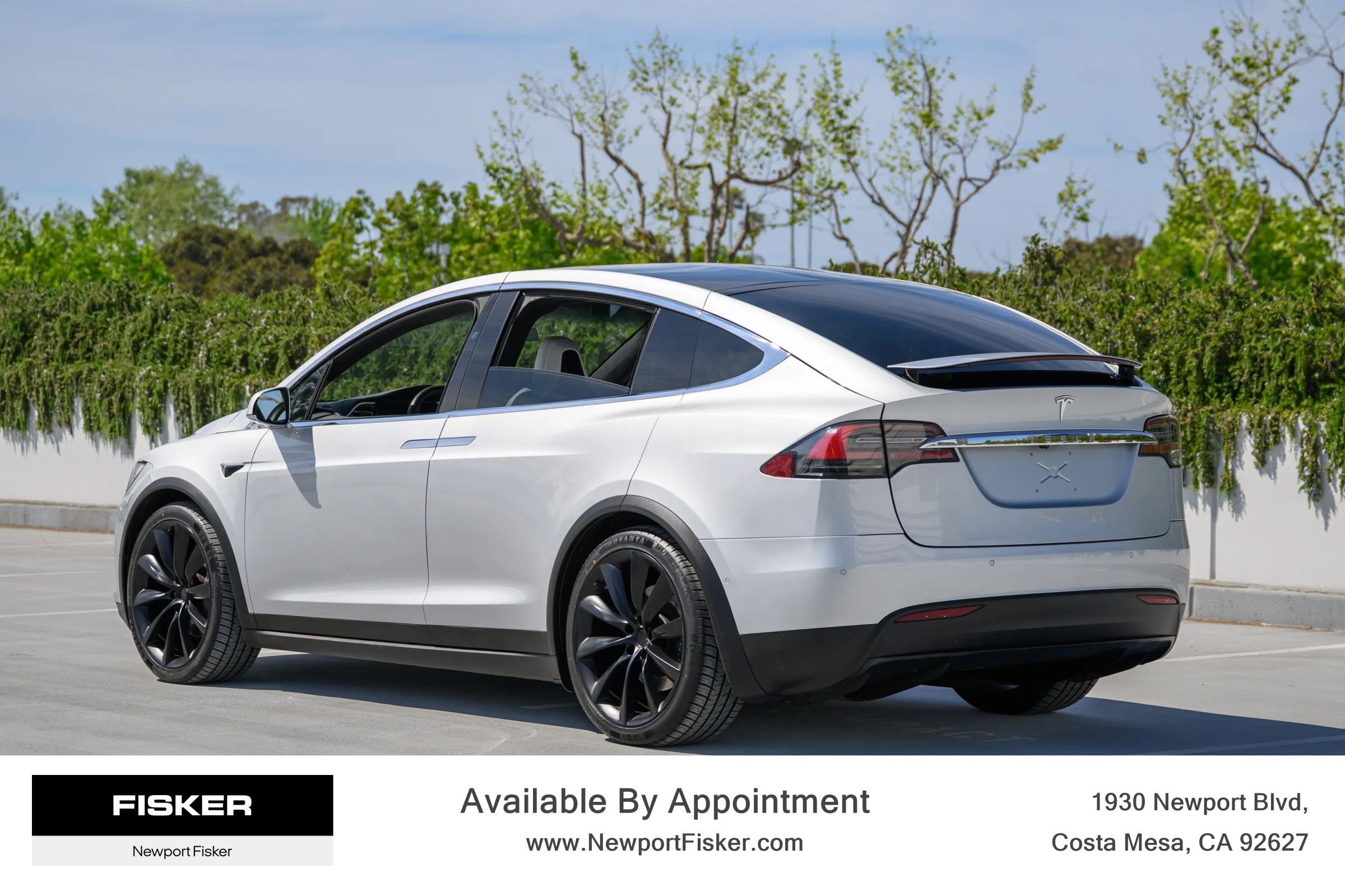 Used 2018 Tesla Model X 75D image 10