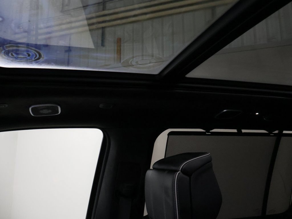 New 2025 Jeep Grand Wagoneer L Series II Obsidian w/ Quick Order Packagew 28T AWD/4WD video 2
