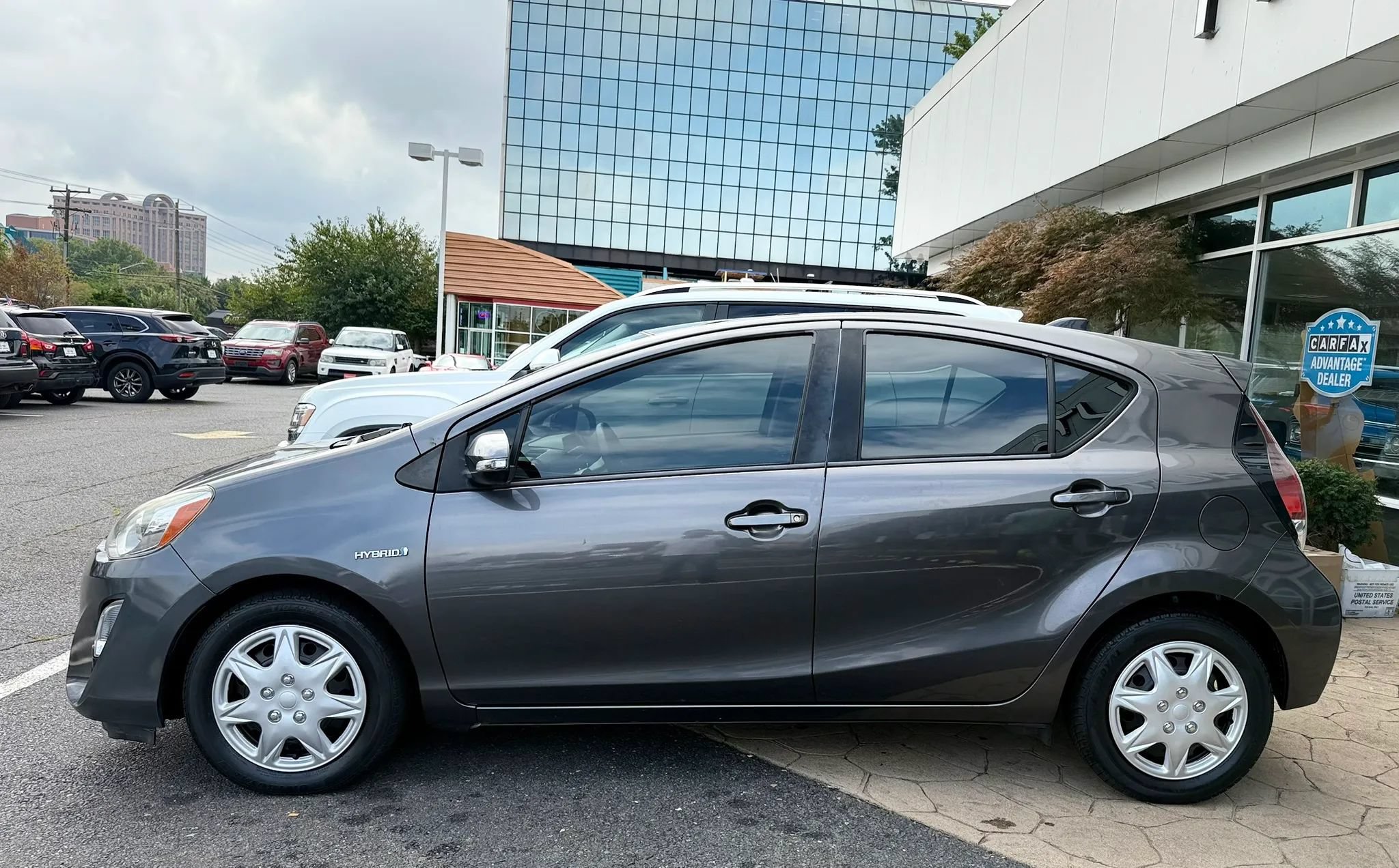 Used 2015 Toyota Prius C Two FWD image 4
