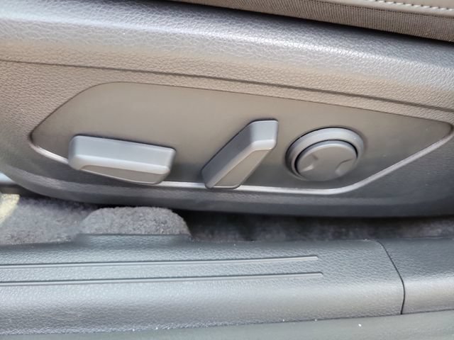 New 2026 Kia K5 GT-Line w/ GT-Line Premium Package FWD image 19