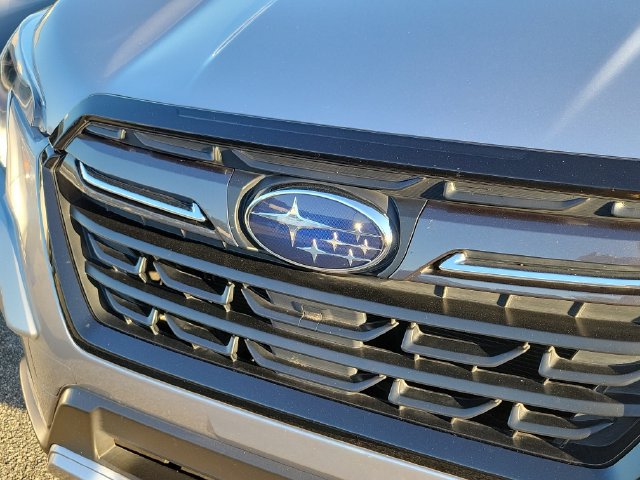 Used 2023 Subaru Forester Touring AWD/4WD image 5