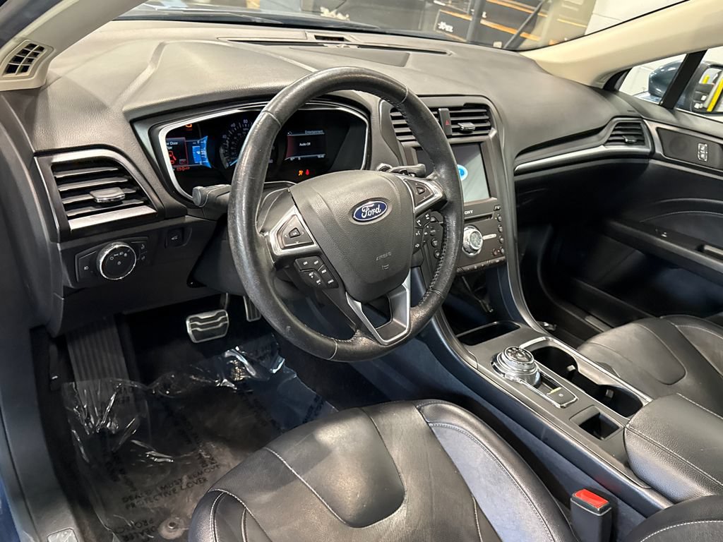 Used 2018 Ford Fusion Titanium AWD/4WD image 6