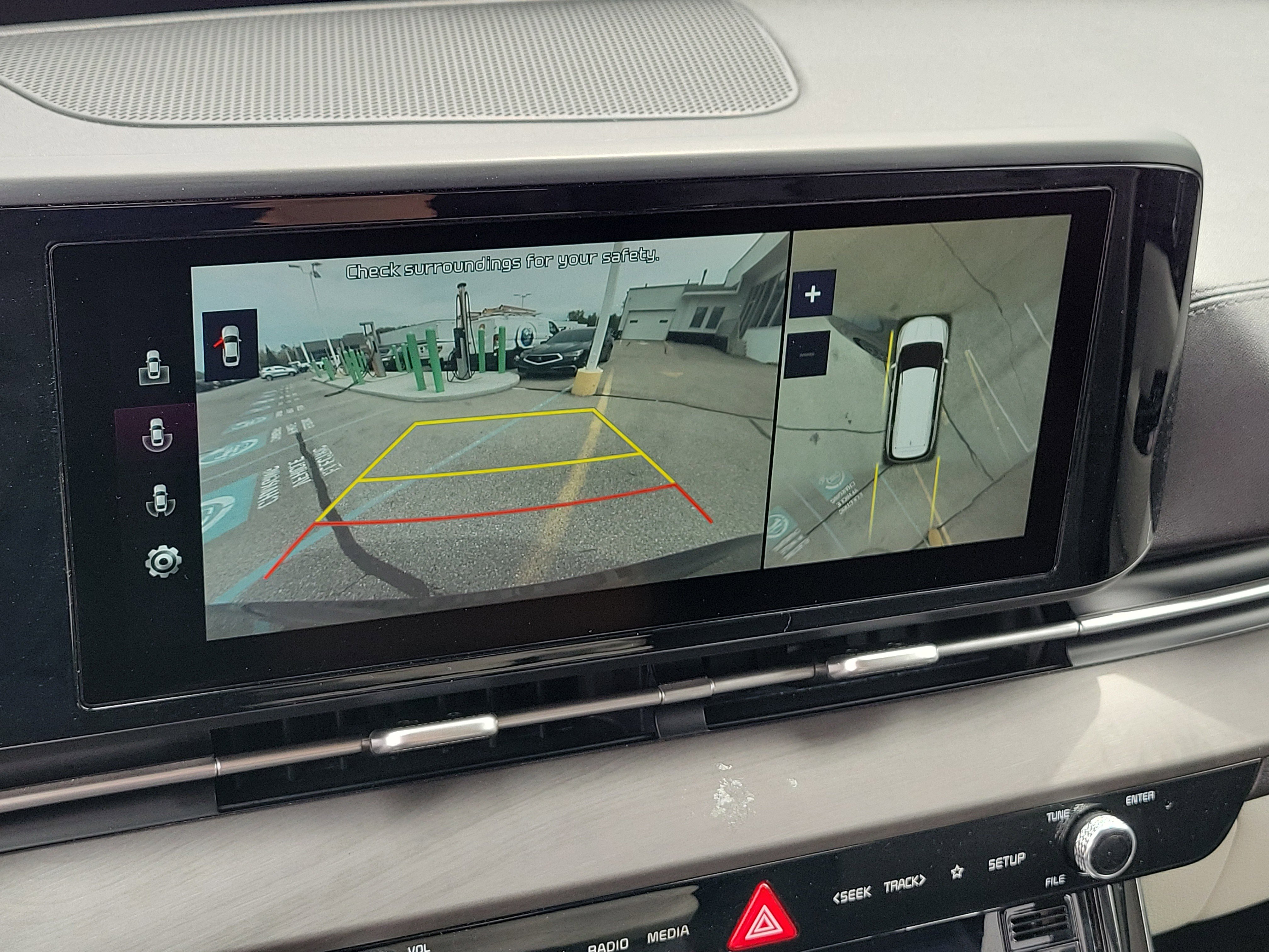 Used 2022 Kia Carnival SX FWD image 27