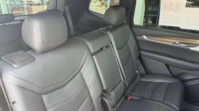 Certified 2025 Cadillac XT6 Sport w/ Platinum Package AWD/4WD image 27