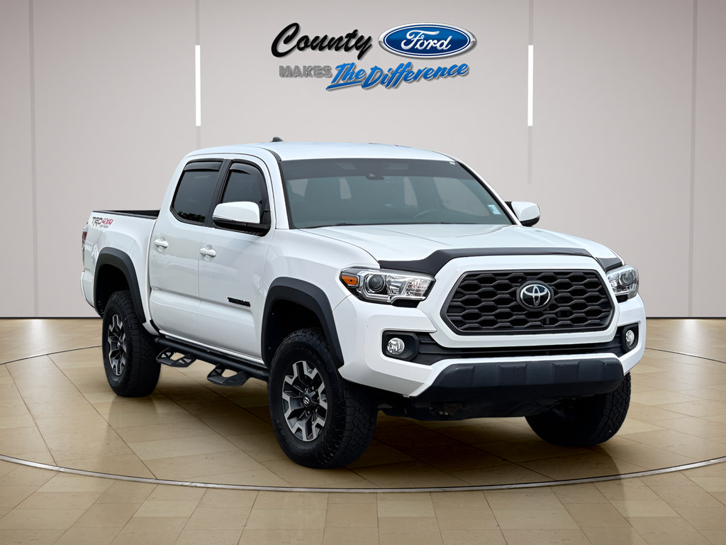 Used 2022 Toyota Tacoma TRD Off-Road w/ Technology Package AWD/4WD image 1