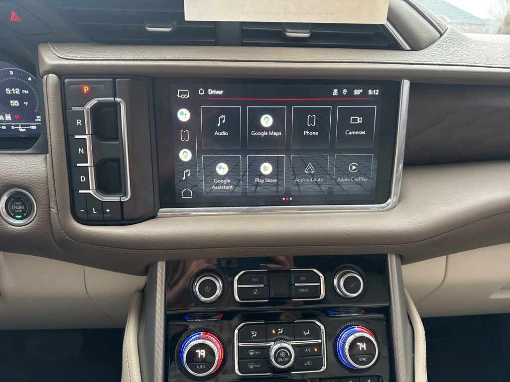 Used 2022 GMC Yukon XL Denali w/ Denali Premium Package image 25