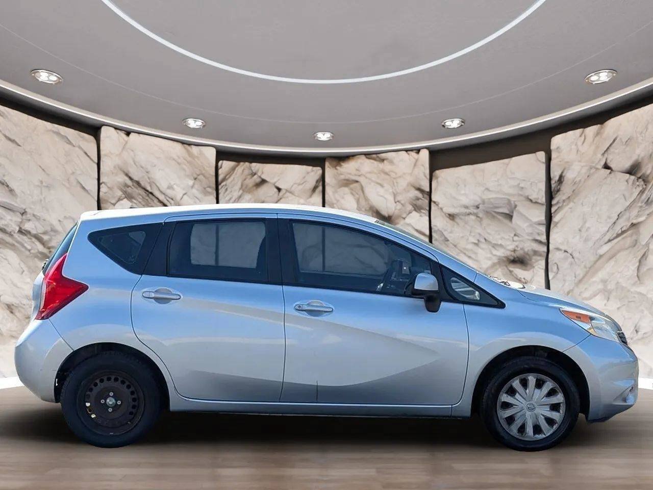 Used 2014 Nissan Versa Note S FWD image 33