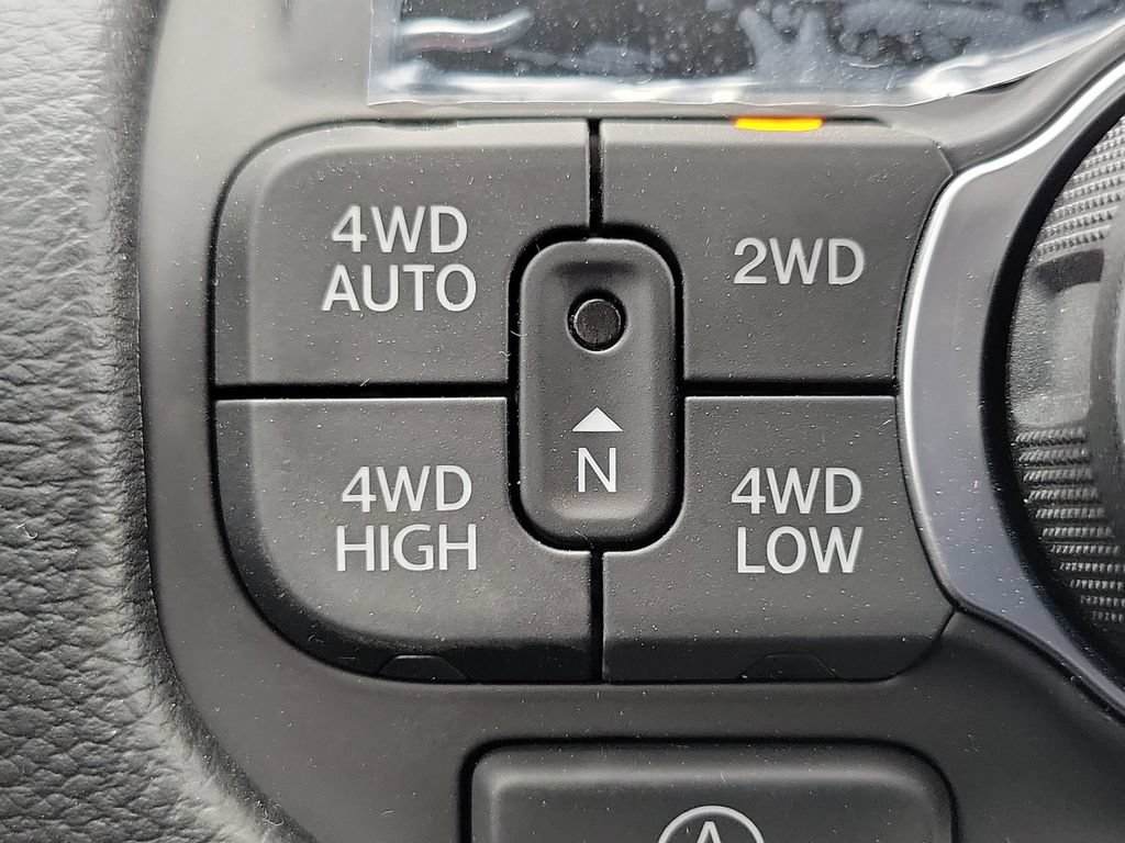 New 2026 RAM 1500 Big Horn AWD/4WD image 16
