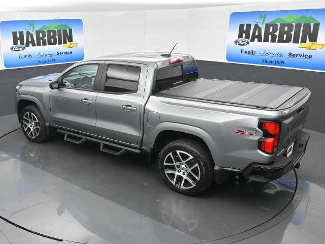 Used 2024 Chevrolet Colorado Z71 w/ Z71 Convenience Package 2 AWD/4WD image 23