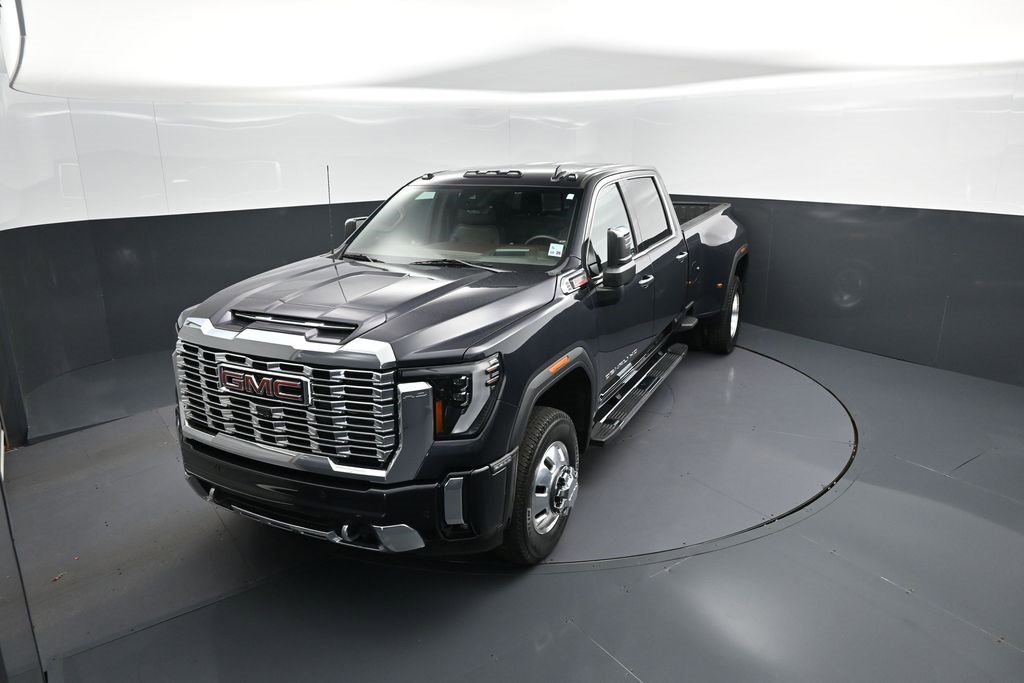 Certified 2024 GMC Sierra 3500 Denali w/ Technology Package image 34