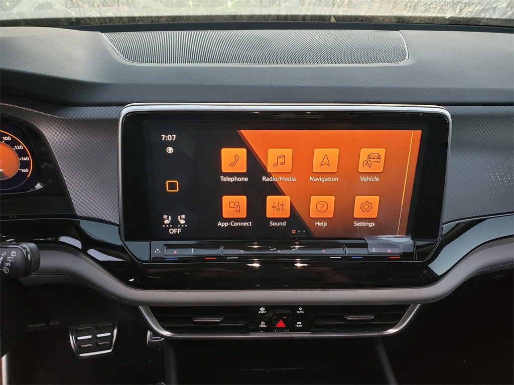 New 2026 Volkswagen Atlas Peak Edition image 9