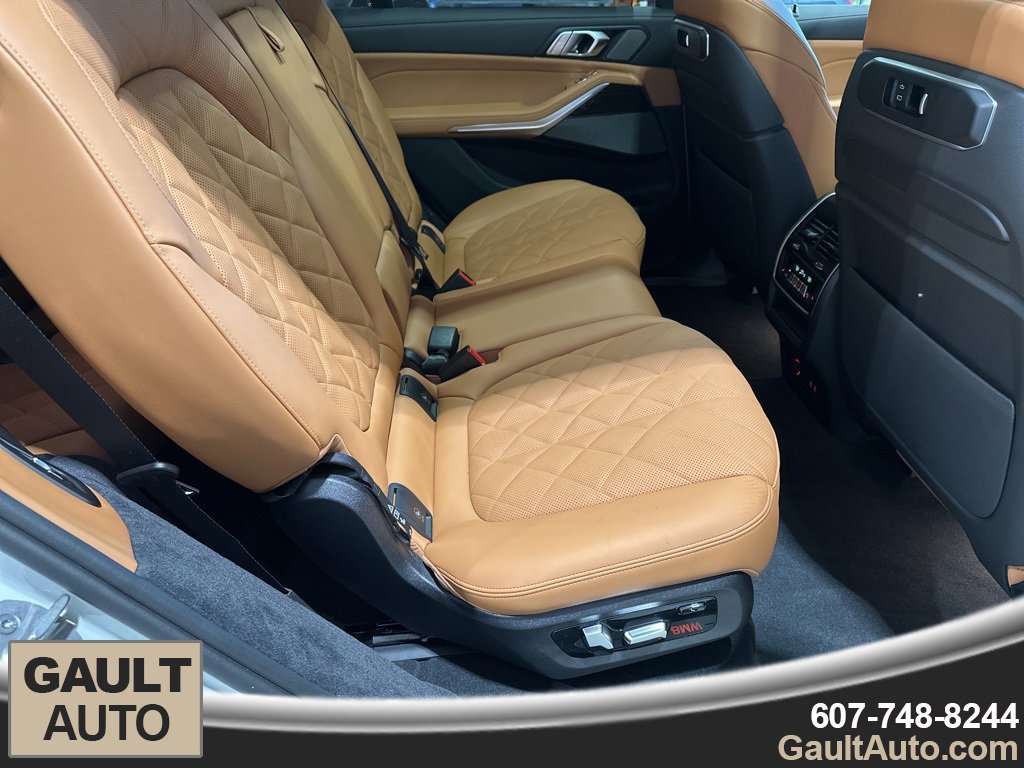 New 2026 BMW X7 xDrive40i image 21