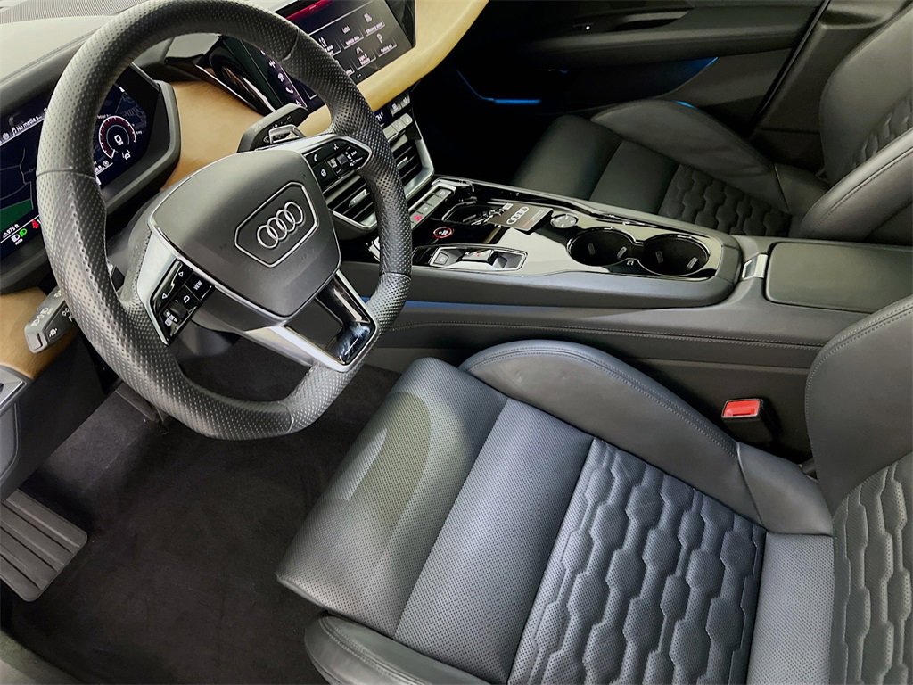 Used 2024 Audi e-tron GT Premium Plus image 23