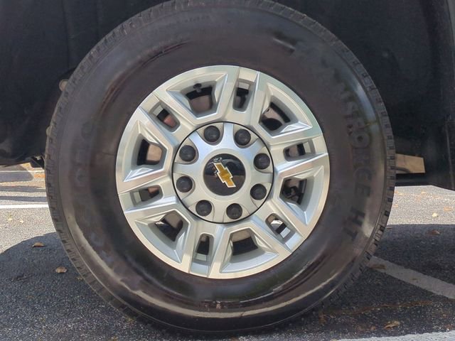 Used 2025 Chevrolet Silverado 2500 LT w/ Convenience Package image 30