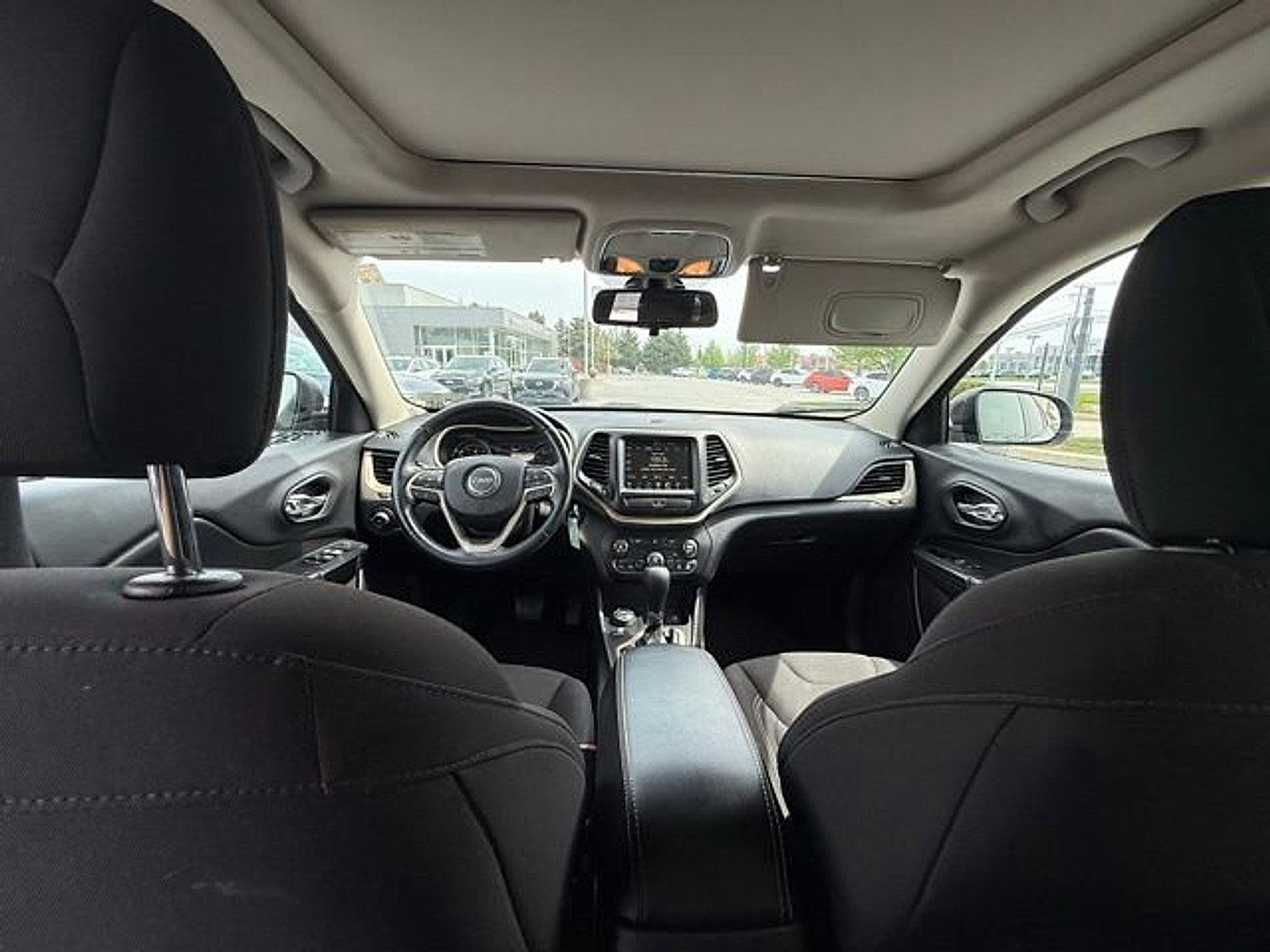 Used 2017 Jeep Cherokee 75th Anniversary image 2