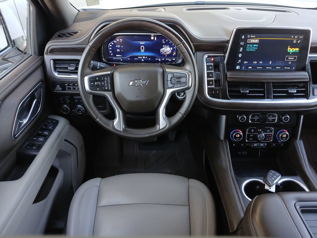 Used 2024 Chevrolet Suburban Z71 w/ Luxury Package AWD/4WD image 12